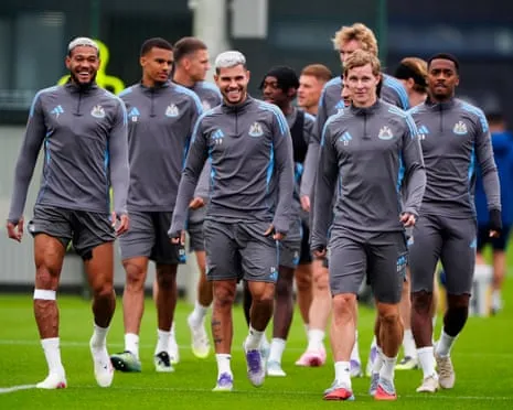 Eddie Howe Calls On Magpies to Prove Their Status As Contenders Against Barcelona