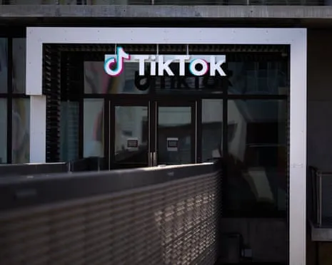 Trump Hails TikTok Proposed Deal while China Hints Algorithm Control Remains